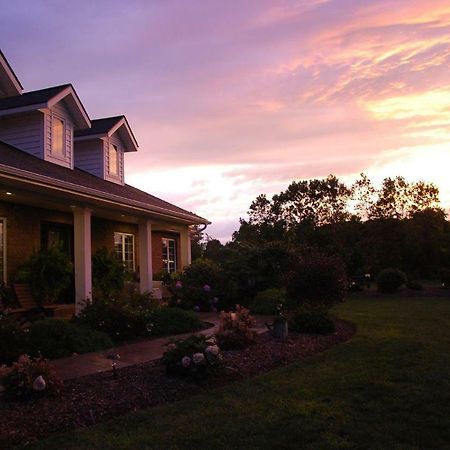Wenzler'S Landing B&B Wheatley Extérieur photo
