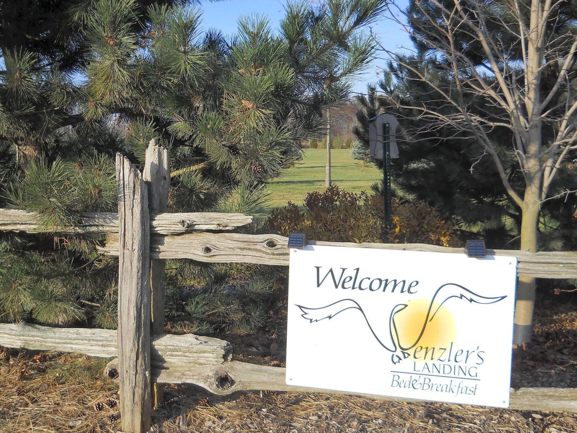 Wenzler'S Landing B&B Wheatley Extérieur photo